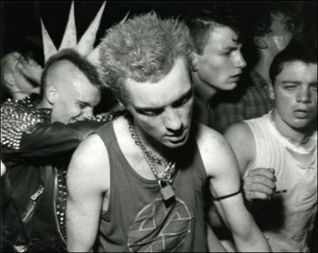 Chris Killip, Punks, Gateshead, Tyneside, 1985, © Chris Killip