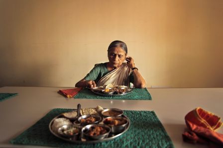 Ela Bhatt, fondatrice de SEWA Bank (Self Employed Women’s Association), association des femmes auto-entrepreneurs. © Raghu Rai / Magnum Photos
