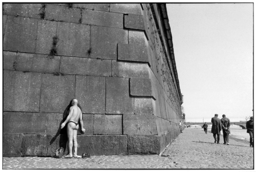 Henri Cartier-Bresson Peter and Paul's fortress on the Neva river. Leningrad, Russia. 1973. © Henri Cartier-Bresson 