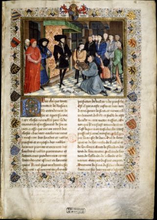 Philippe le Bon recevant en conseil l’hommage des Chroniques de Hainaut des mains de Simon Nockart. Chroniques de Hainaut Rogier Van der Weyden, Mons (écriture) et Bruxelles (enluminure), 1446-1448. Parchemin, II + 295 + I f., 439 × 316 mm, 39 miniatures