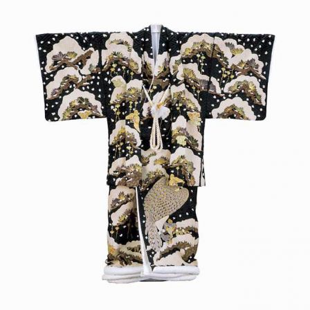 Manteau court (haori) et kimono (kitsuke) avec motif de pins sous la neige. Japon, 1940s ©Shochiku Costume Co, Ltd, Tokyo
