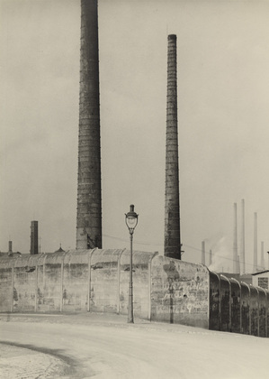 Albert Renger-Patzsch Cheminées d'usine. Ruhr. 1929