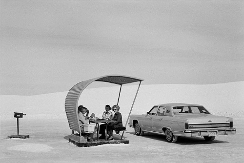 Raymond Depardon White Sand, 1982 © Raymond Depardon / Magnum Photos
