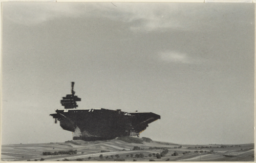Hans Hollein, Aircraft Carrier City in Landscape, project, Perspective Hans Hollein, Aircraft Carrier City in Landscape, project, Perspective
